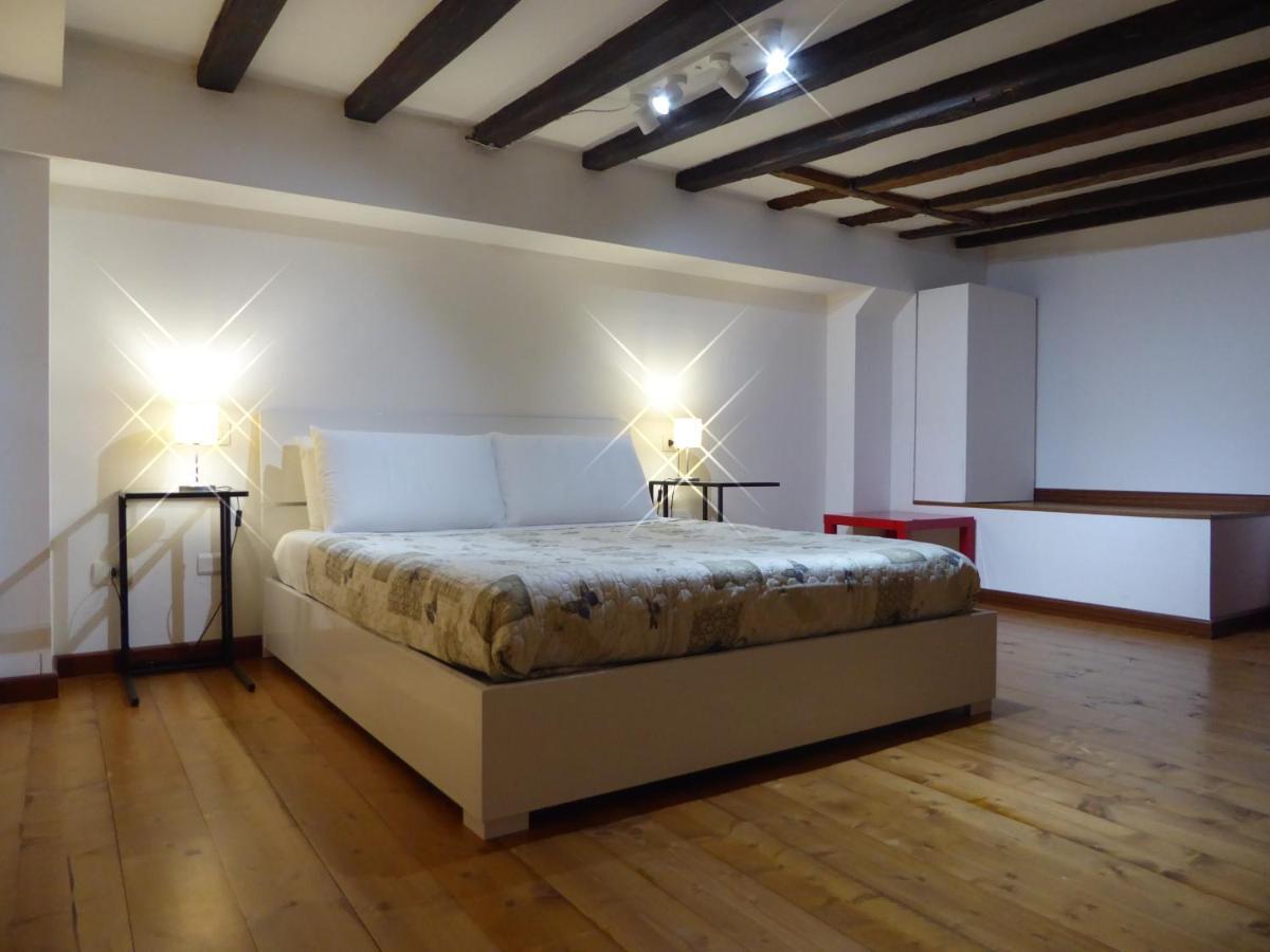 Giudei House Suite Μπολόνια Εξωτερικό φωτογραφία